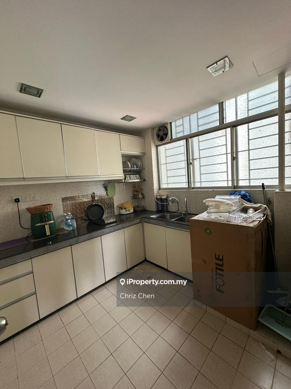 Kondominium untuk Dijual di Kinrara Mas oleh Chriz Chen - iProperty.com.my