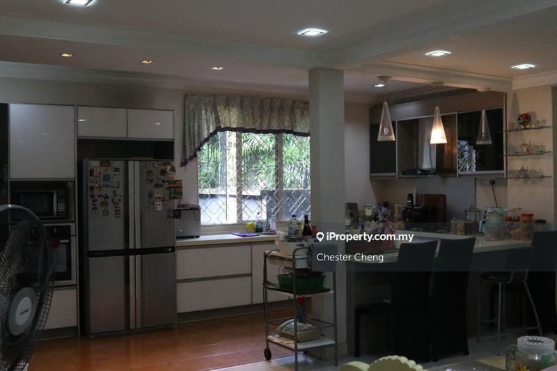 Bungalow House for Sale in SS19, Subang Jaya by Chester Cheng - iProperty.com.my