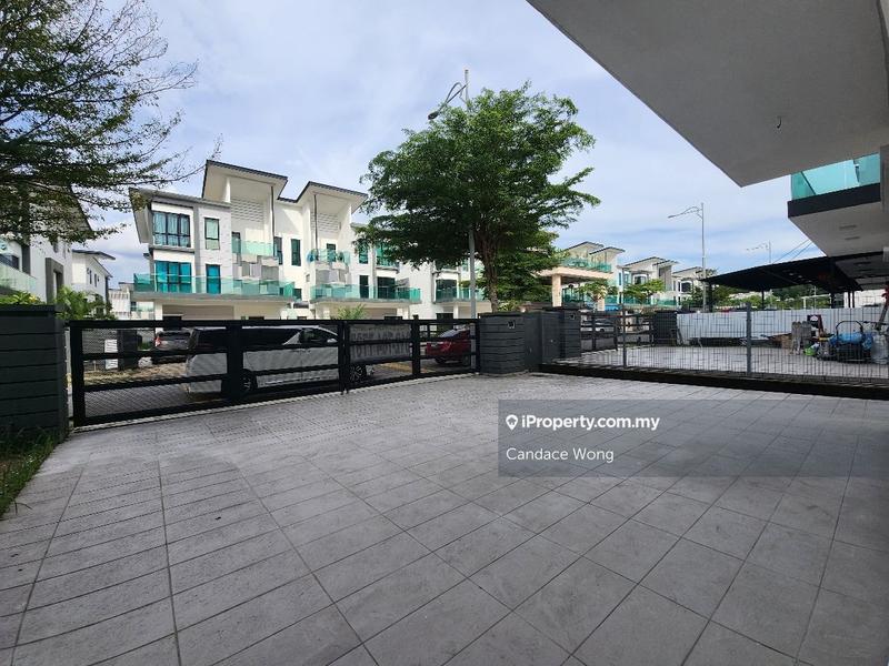 Rumah Berkembar untuk Dijual di Taman Villa Perdana, Kajang oleh Candace Wong - iProperty.com.my