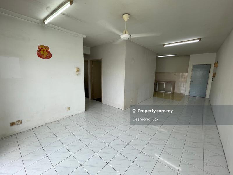 For Sale - Vista Magna