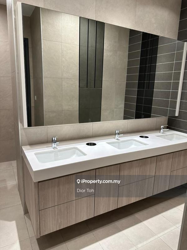 Pejabat untuk Dijual di Mont Kiara, Kuala Lumpur oleh Dior Toh - iProperty.com.my