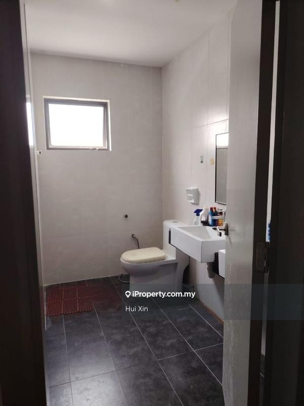 Rumah Berangkai 2.5 Tingkat untuk Disewa di 4akpx, Shah Alam oleh Hui Xin - iProperty.com.my