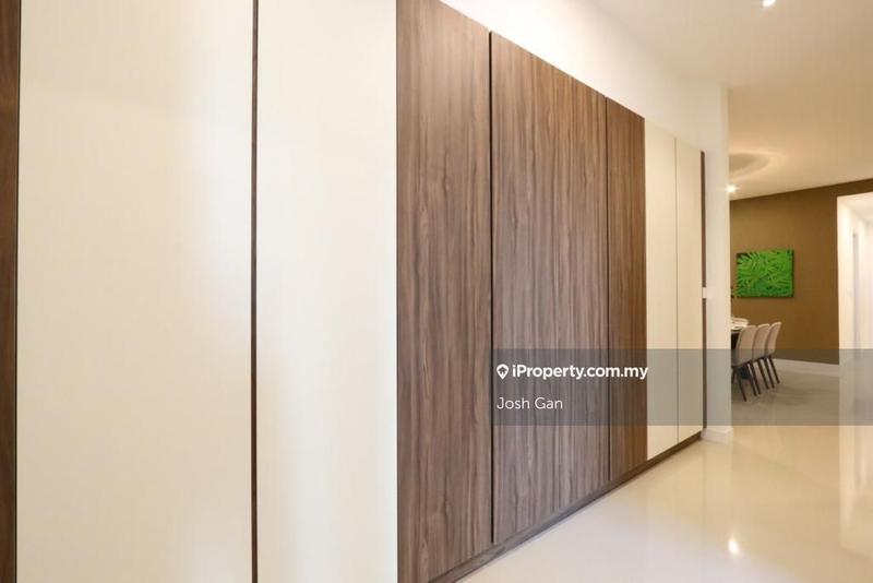 For Sale - Pavilion Hilltop