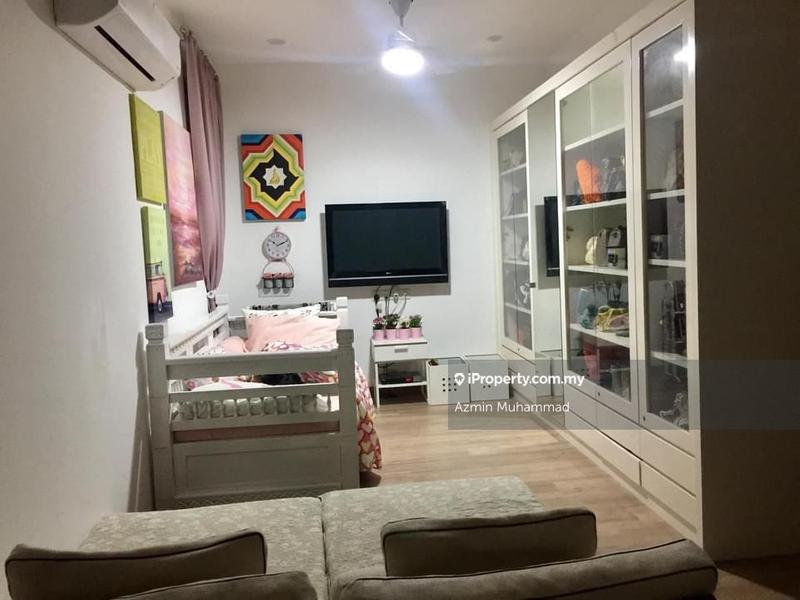Rumah Berkembar untuk Dijual di Seksyen 13, Shah Alam oleh Azmin Muhammad - iProperty.com.my