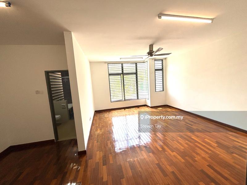 2.5-storey Terraced House for Sale in Bandar Puteri Puchong, Puchong by Steven Tay - iProperty.com.my