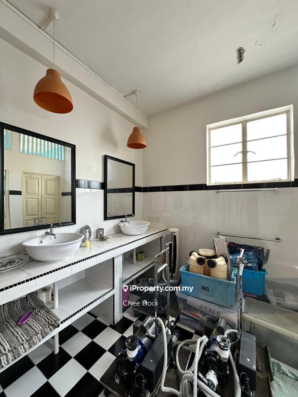 Kedai untuk Dijual di georgetown, George Town oleh Chee Hooi - iProperty.com.my