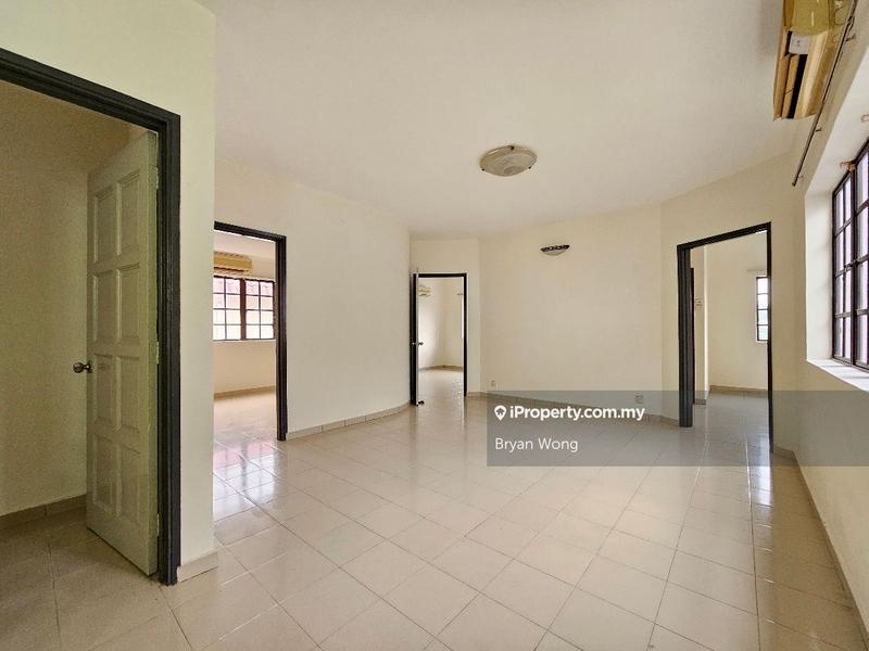 Semi-Detached House for Sale in Damansara Jaya, Petaling Jaya by Bryan Wong - iProperty.com.my