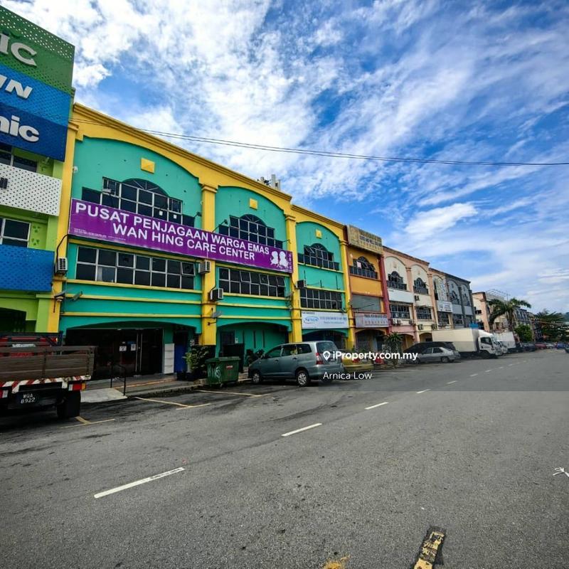 Kedai untuk Dijual di tf3dq, Seri Kembangan oleh Arnica Low - iProperty.com.my