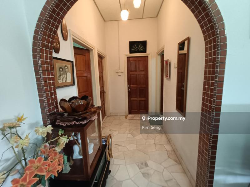 Bungalow House for Sale in Sunrise Park 11000 sqft, Kluang by Kim Seng - iProperty.com.my