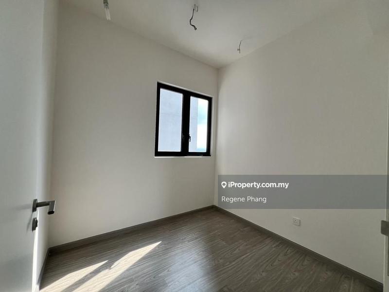 For Sale - The Arcuz