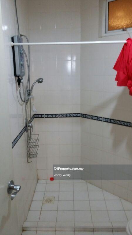 Service Residence for Rent in Windsor Tower by Jacky Wong - iProperty.com.my