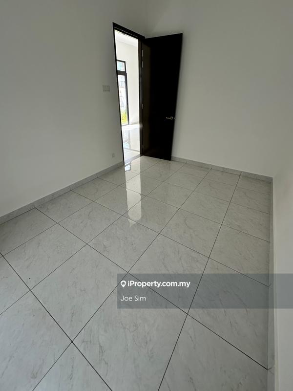 Cluster House for Sale in Bandar Cemerlang, Ulu Tiram by Joe Sim - iProperty.com.my