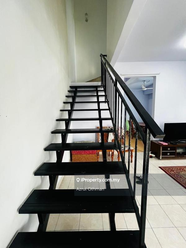 Rumah Berangkai 2 Tingkat untuk Dijual di Bandar Springhill, Port Dickson oleh Azrul Othman - iProperty.com.my