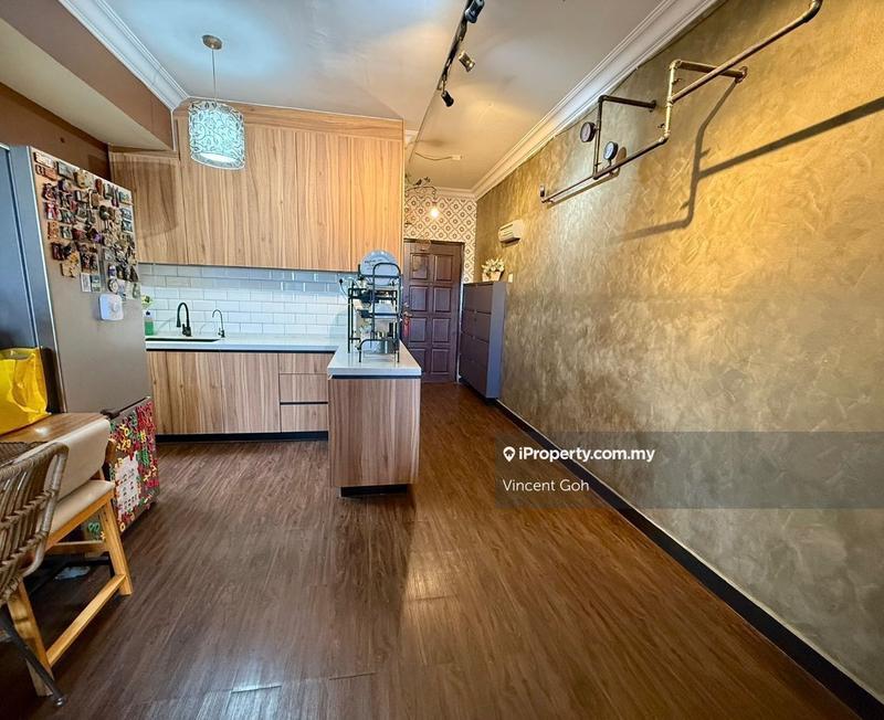 For Sale - Serdang Villa Apartment