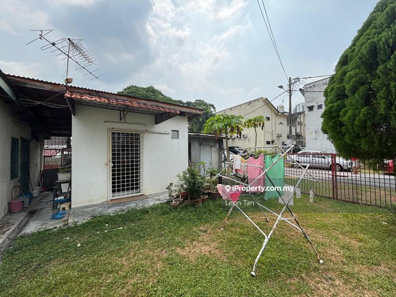 Rumah Berangkai 1 Tingkat untuk Dijual di Seksyen 14, Petaling Jaya oleh Leon Tan - iProperty.com.my