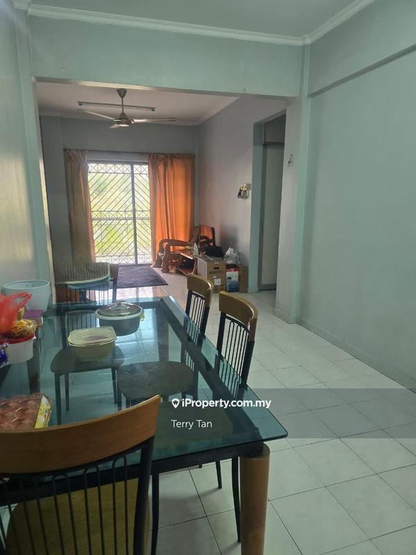 For Sale - Mon Glori