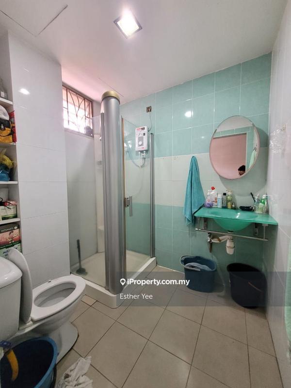 Rumah Teres 3-Tingkat untuk Dijual di Taman Dagang Permai, Ampang oleh Esther Yee - iProperty.com.my