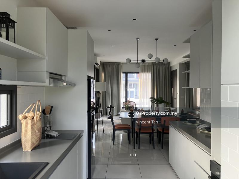 2-storey Terraced House for Sale in ELMINA ILHAM Residence East Garden West Valley, Shah Alam by Vincent Tan - iProperty.com.my