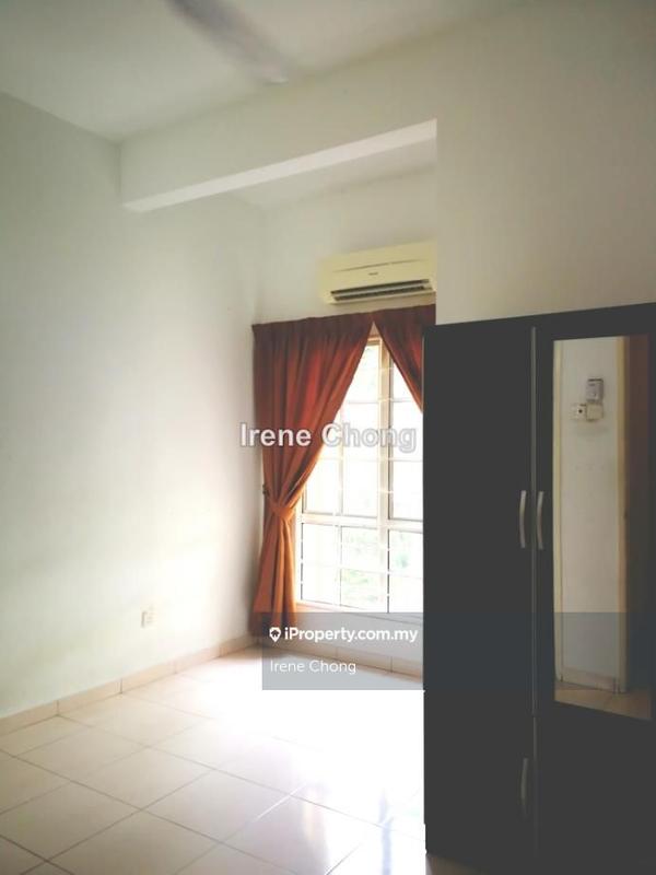 2.5-storey Terraced House for Sale in Damansara Jaya, Petaling Jaya by Irene Chong - iProperty.com.my