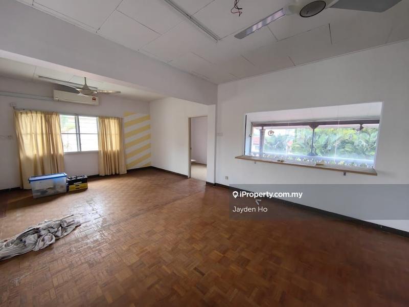 Bungalow House for Sale in Sea Park, Petaling Jaya by Jayden Ho - iProperty.com.my