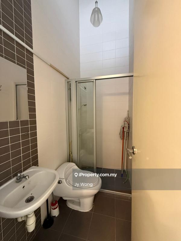 Townhouse for Sale in Eastwood Terrace, Kayu Ara, Bandar Utama, Bandar Utama by Jy Wong - Bathroom - iProperty.com.my