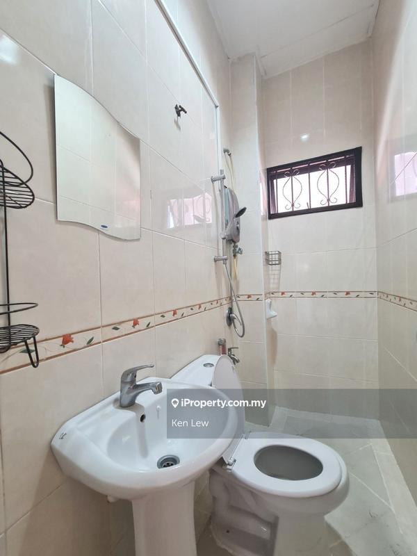 Rumah Berangkai 2 Tingkat untuk Dijual di Bandar Tun Hussein Onn, Cheras oleh Ken Lew - iProperty.com.my