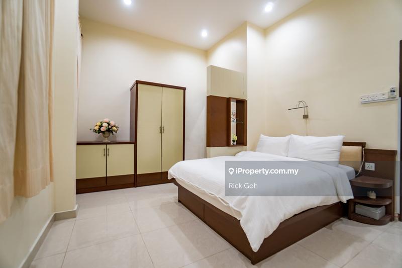 Bungalow House for Sale in Batu Ferringhi, Penang by Rick Goh - iProperty.com.my
