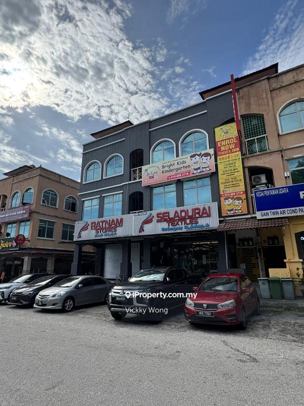 Kedai untuk Disewa di Petaling Lama, Jalan Klang Lama (Old Klang Road) oleh Vickky Wong - iProperty.com.my