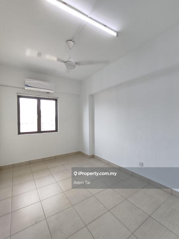 Service Residence for Sale in D'Alamanda by Aden Tai - iProperty.com.my