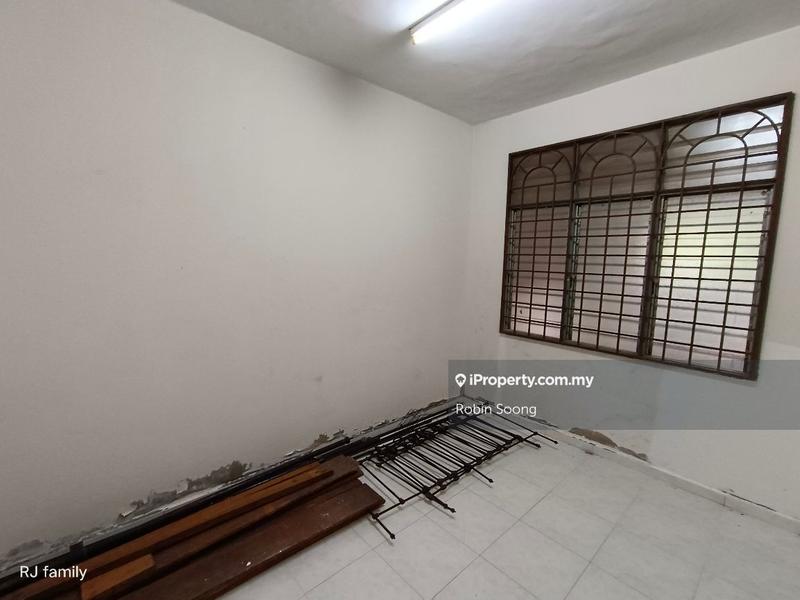 2-storey Terraced House for Sale in Ujong Pasir, Melaka by Robin Soong - iProperty.com.my
