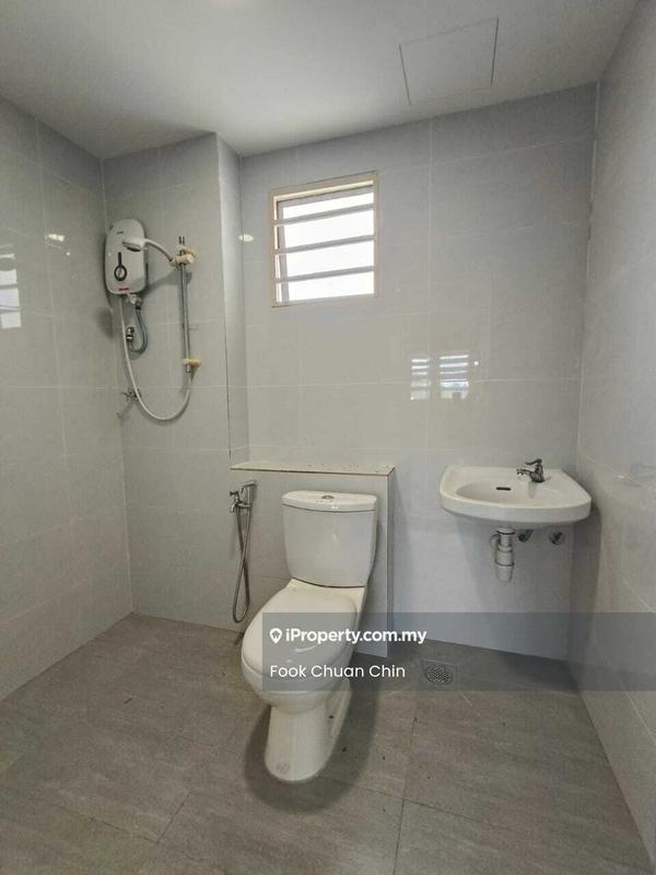 Condominium for Sale in Menara D'sara by John Chin - Bathroom - iProperty.com.my