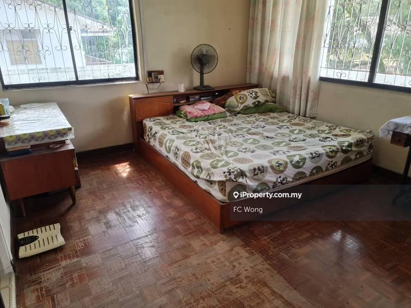 Semi-Detached House for Sale in Taman Overseas Union (Taman Oug), Jalan Klang Lama (Old Klang Road) by FC Wong - iProperty.com.my