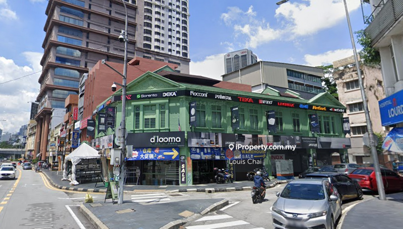 For Rent - Sentul | Corner Unit | 3 Storey Shop | Facing Main Road | Refurbished