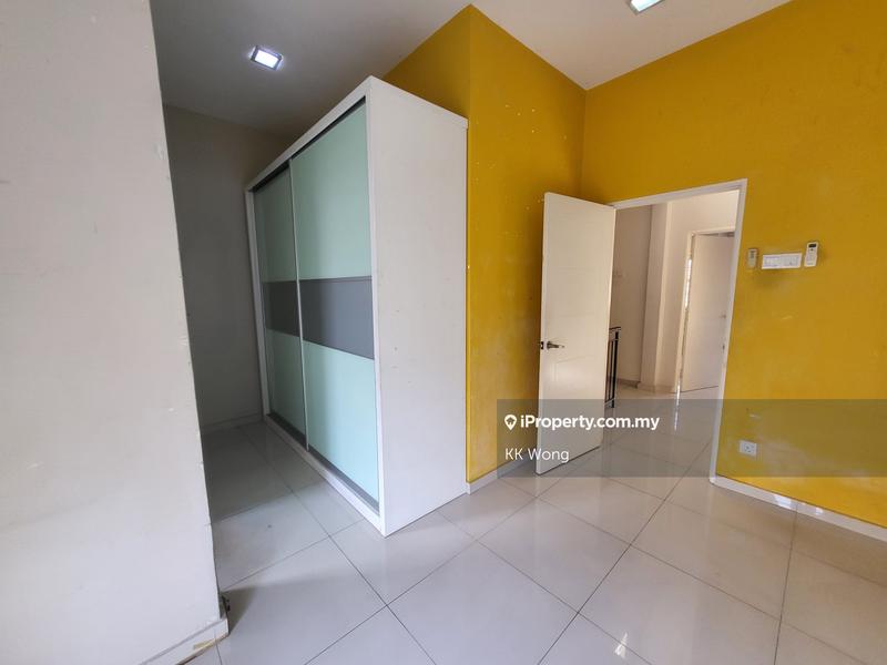 4-storey Terraced House for Sale in DJ Villa 2, Damansara Jaya, PJ, Petaling Jaya by KK Wong - iProperty.com.my