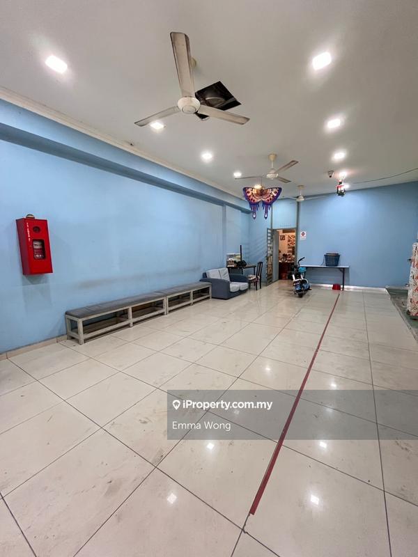 Shop for Sale in Selayang, Selangor by Emma Wong - iProperty.com.my