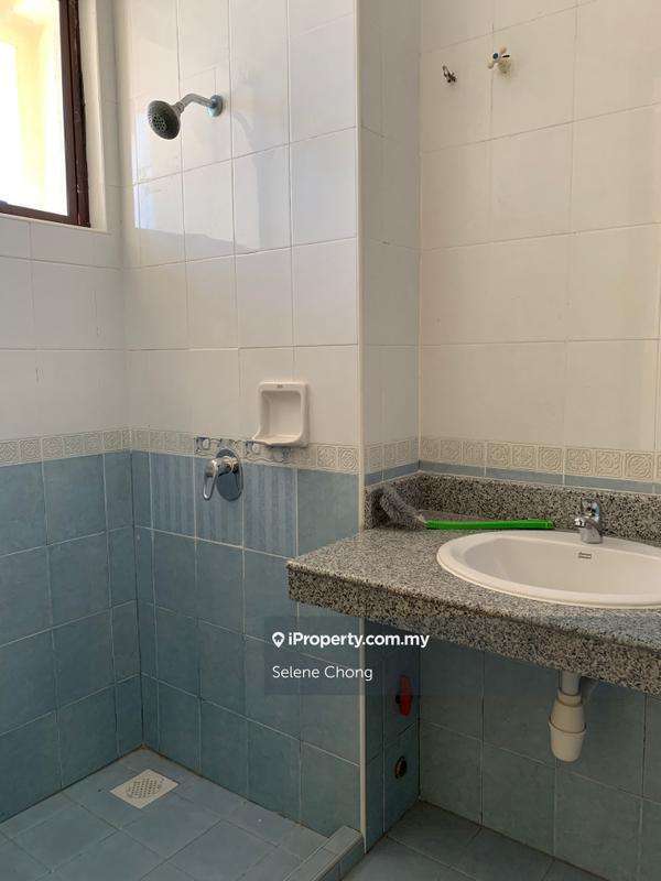 Bungalow House for Sale in Sungai Long, Bandar Sungai Long by Selene Chong - iProperty.com.my
