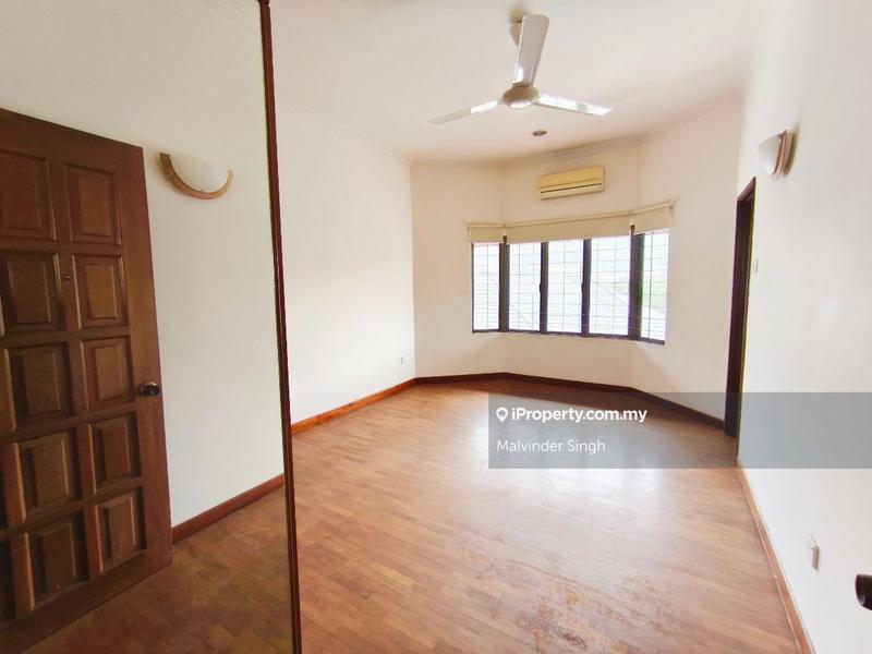 Banglo untuk Dijual di Taman Tar, Ampang oleh Mel Walia - iProperty.com.my