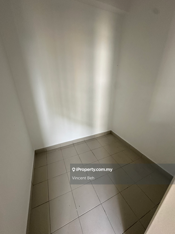Condominium for Sale in Residence 8 by Vincent Beh - iProperty.com.my