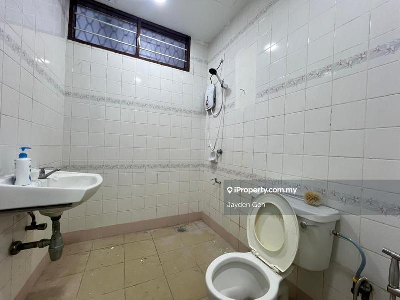 Rumah Berkembar untuk Dijual di Taman Sri Ampang, Alor Setar oleh Jayden Geh - iProperty.com.my