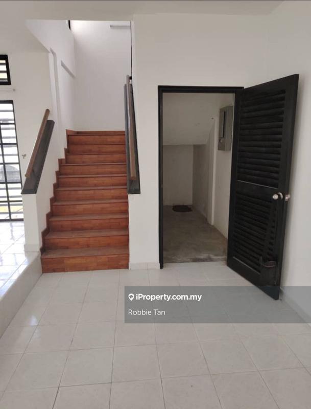 Rumah Teres 3-Tingkat untuk Dijual di Senai, Johor oleh Robbie Tan - iProperty.com.my