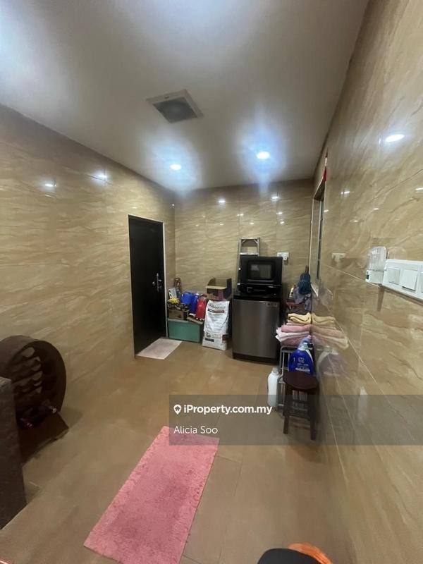 Rumah Teres 2-Tingkat untuk Dijual di Bukit Rahman Putra, Sungai Buloh oleh Alicia Soo - iProperty.com.my