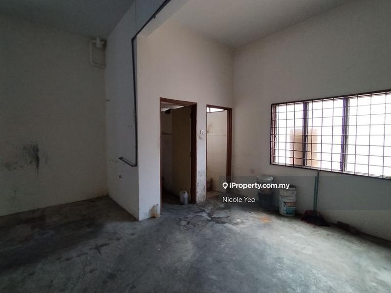 Shop-Office for Rent in Ayer Keroh, Melaka by Nicole Yeo - iProperty.com.my