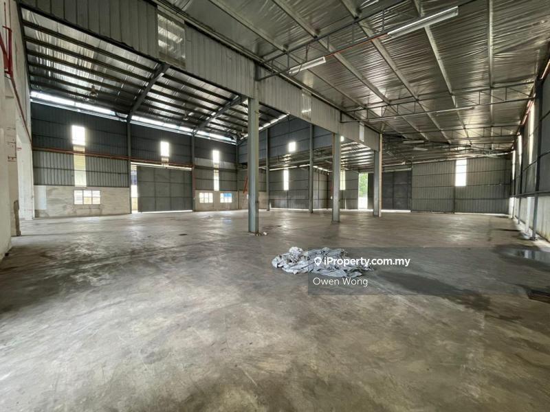 For Sale - 3 Storey Building Warehouse 1200 amp at Subang USJ Access to KESAS LDP Sunway Klang