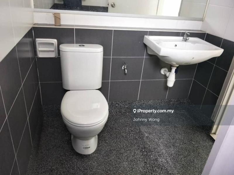 Condominium for Sale in Aman Heights Condominium by Johnny Wong - iProperty.com.my