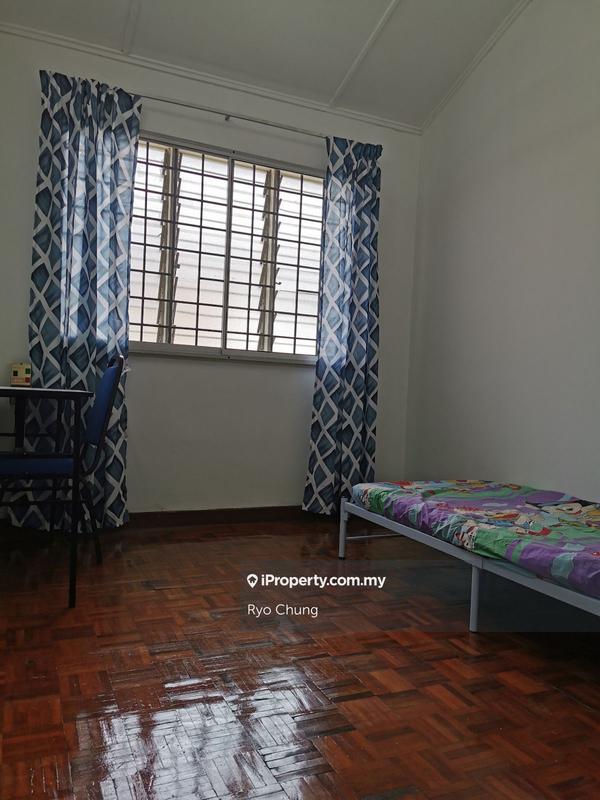 2-storey Terraced House for Sale in Usj 2, Subang Jaya by Ryo Chung - iProperty.com.my