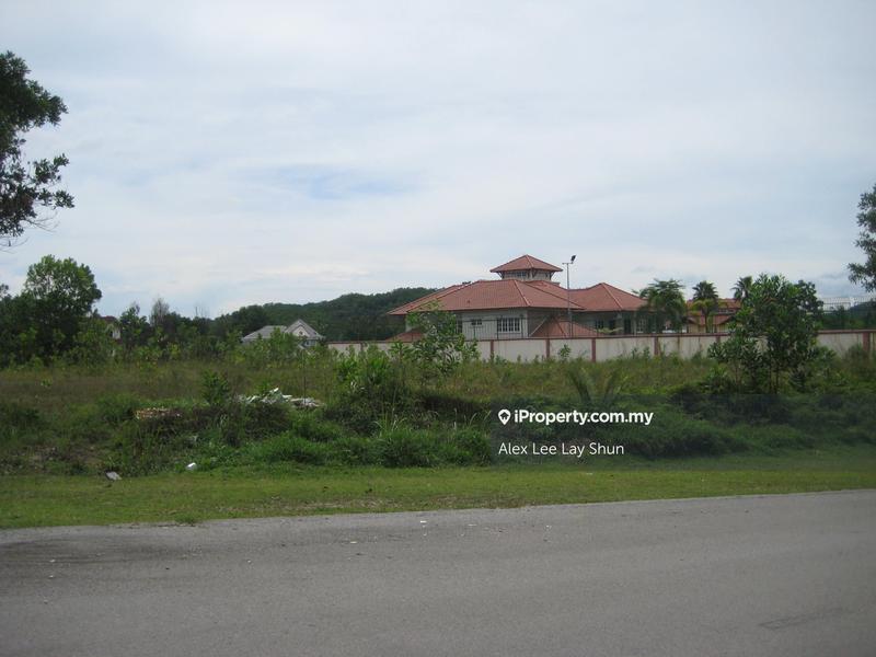 Banglo Tanah untuk Dijual di Nilai Spring Villas, Nilai oleh Alex Lee Lay Shun - iProperty.com.my