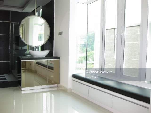 Semi-Detached House for Sale in Laman Damaisari @ Mont Kiara, Kuala Lumpur by Julie Yong - iProperty.com.my