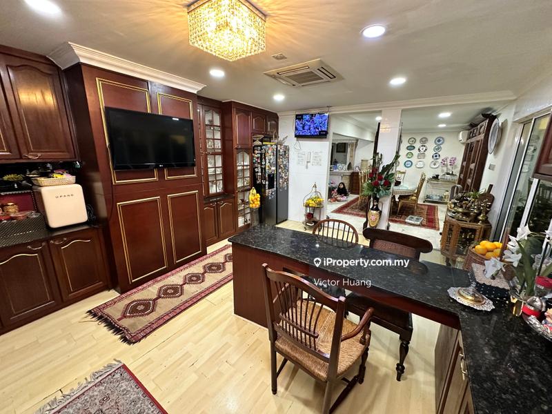 Rumah Berkembar untuk Dijual di Kelana Jaya, Petaling Jaya oleh Victor Huang - iProperty.com.my