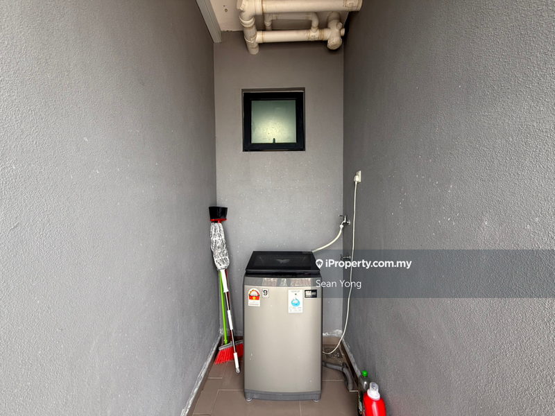 For Sale - Fortune Centra