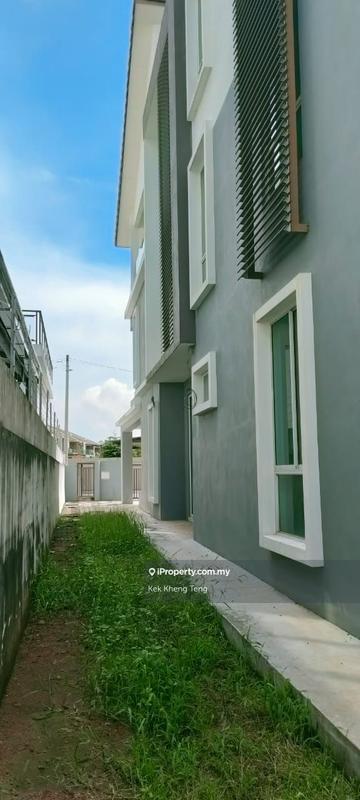 3-storey Terraced House for Sale in Taman Naluri Jaya, Seberang Jaya by Kek Kheng Teng - iProperty.com.my